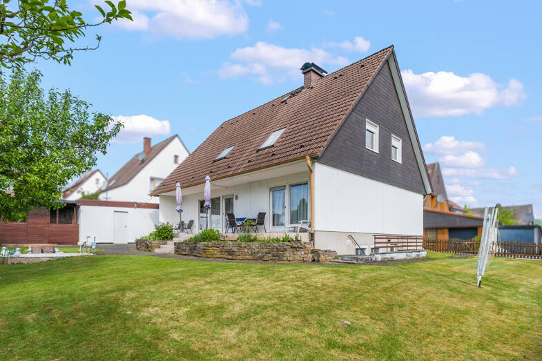 Einfamilienhaus zum Kauf 299.500 € 7 Zimmer 173 m² 629 m² Grundstück Ennest Attendorn 57439