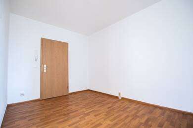 Wohnung zur Miete 452 € 3 Zimmer 74,1 m² 3. Geschoss Kollerbergring 50 Spremberg Spremberg 03130