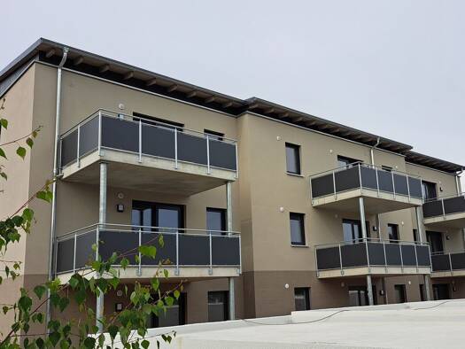 Wohnung zum Kauf - Erstbezug provisionsfrei als Kapitalanlage geeignet 342.850 € 3 Zimmer 89 m² Lagerhausstraße 12 Vohenstrauß 92648