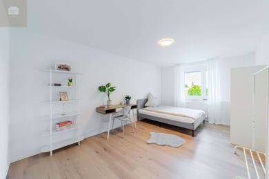 WG-Zimmer zur Miete Wohnen auf Zeit 575 € 18,2 m² 4. Geschoss frei ab 01.08.2025 Rangierbahnhof-Siedlung Nürnberg 90471