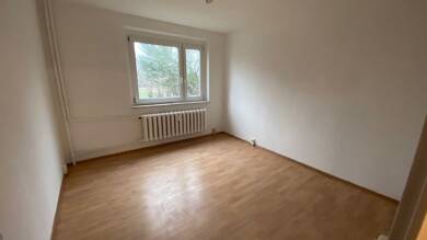 Wohnung zur Miete 780 € 7,5 Zimmer 124 m² 1. Geschoss Am Pfortenstieg 8 Kindelbrück 99638