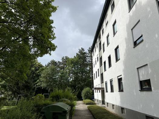 Wohnung zur Miete 720 € 2 Zimmer 64,9 m² Dachgeschoss, 4. Geschoss frei ab sofort Haunstetten Augsburg 86179