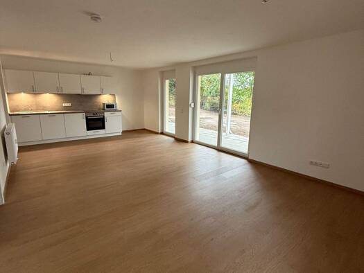 Wohnung zur Miete - Erstbezug 725 € 2 Zimmer 69,3 m² EG frei ab sofort Carl-Zollffrank-Str. 15 Selb 95100