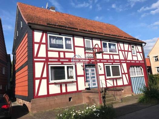 Mehrfamilienhaus zum Kauf 285.000 € 12 Zimmer 360 m² 895 m² Grundstück Veckerhagen Reinhardshagen 34359