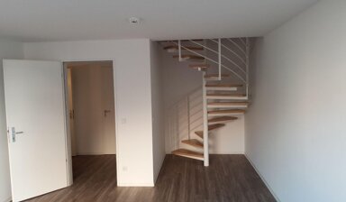 Wohnung zur Miete 956 € 4 Zimmer 86,9 m² 2. Geschoss frei ab 01.01.2025 Schweinauer Str. 66 St. Leonhard Nürnberg 90439