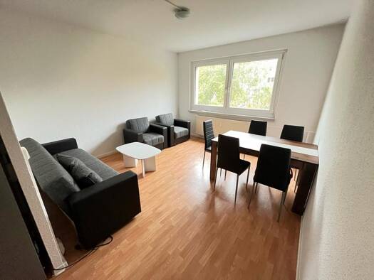 Wohnung zur Miete 300 € 3 Zimmer 54,2 m² 5. Geschoss Paul-Bertz-Str. 129 Helbersdorf Chemnitz 09120