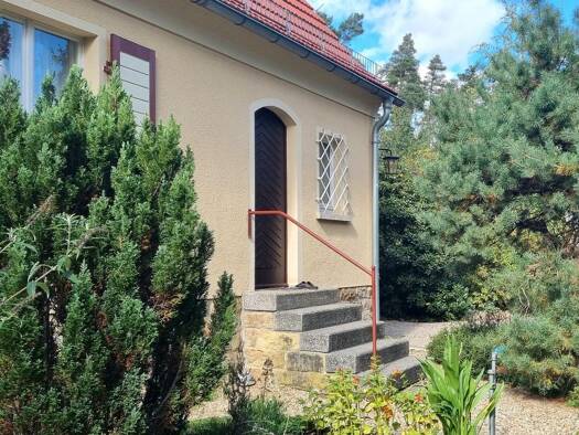 Einfamilienhaus zum Kauf 280.000 € 2 Zimmer 60 m² 679 m² Grundstück Moritzburg 01468
