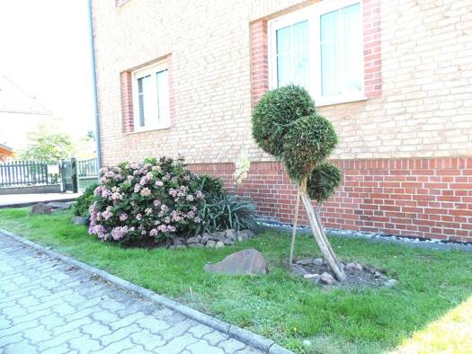 Mehrfamilienhaus zum Kauf 249.000 € 8 Zimmer 168 m² 878 m² Grundstück Waldersee Dessau-Roßlau 06844