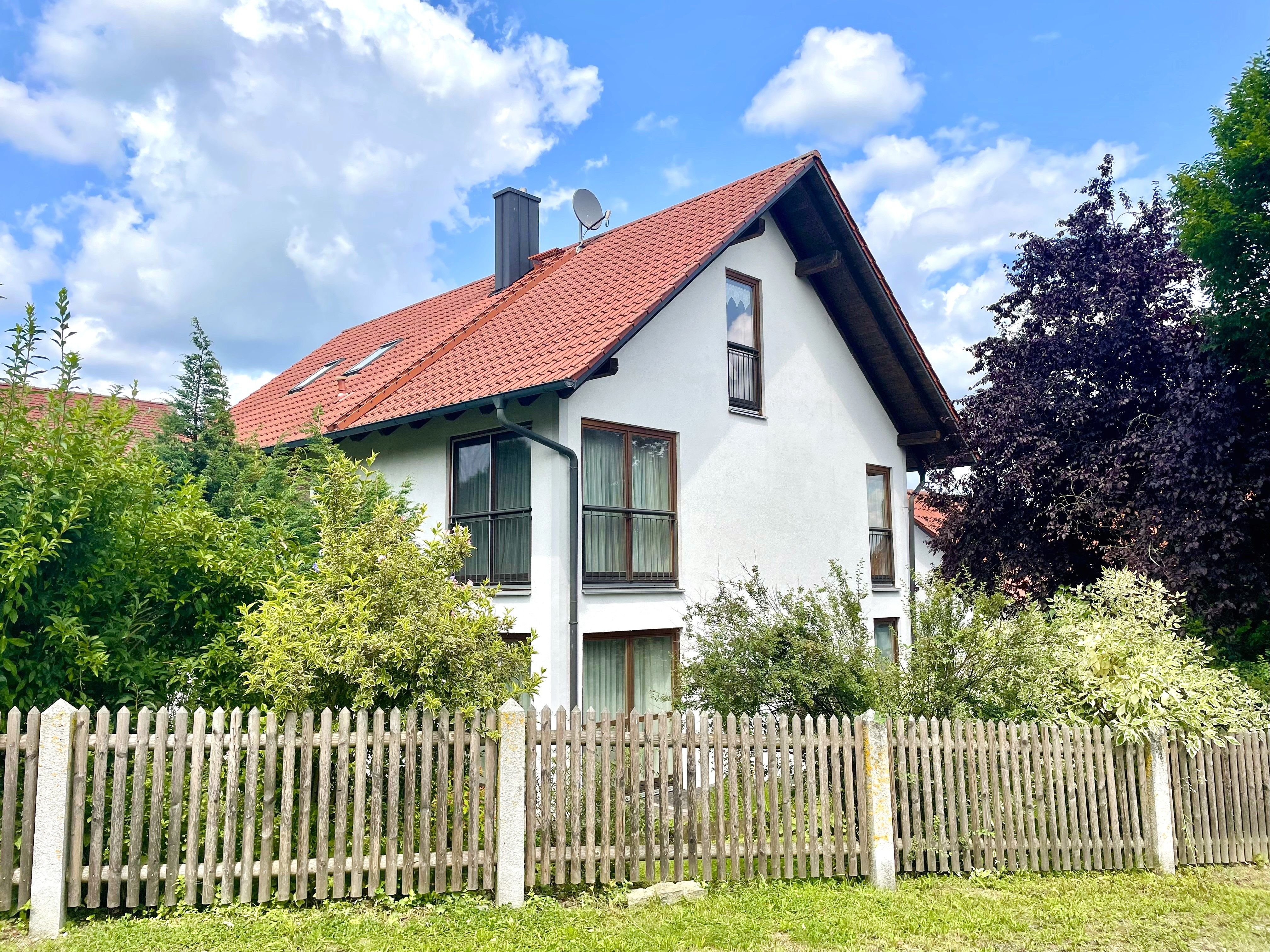 Einfamilienhaus zum Kauf 649.000 € 7 Zimmer 216 m²<br/>Wohnfläche 738 m²<br/>Grundstück Frontenhausen Frontenhausen 84160