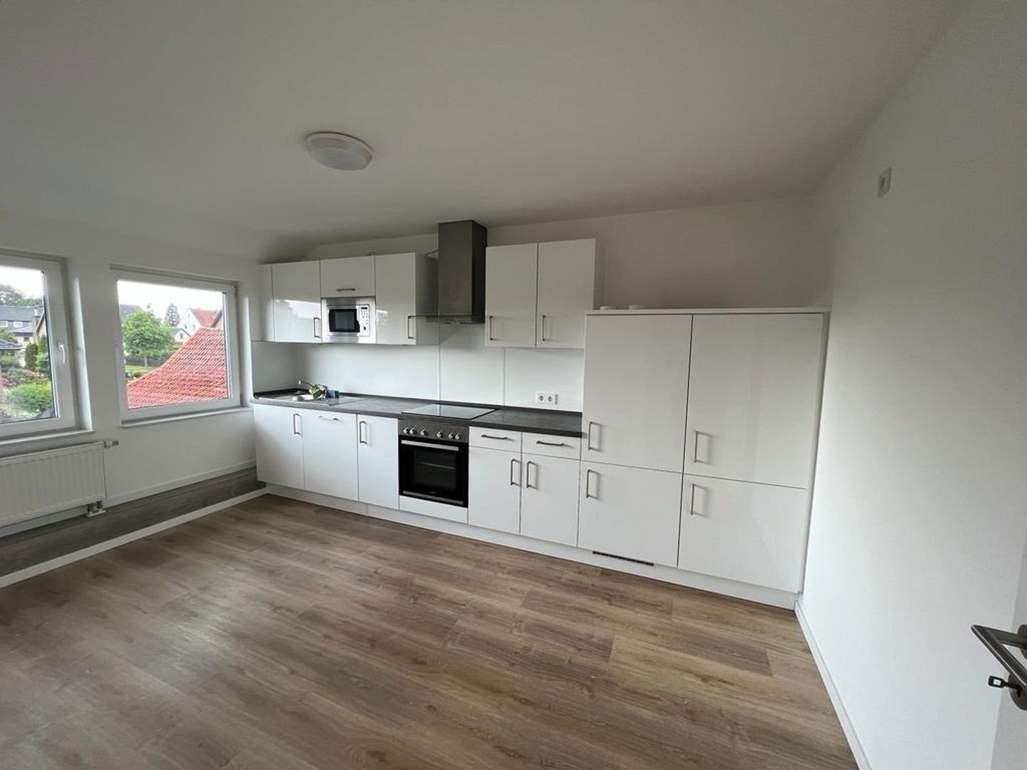 Wohnung zur Miete 725 € 3 Zimmer 100 m²<br/>Wohnfläche 1.<br/>Geschoss 01.01.2025<br/>Verfügbarkeit Nienburger Str. 21 Rehburg Rehburg-Loccum 31547