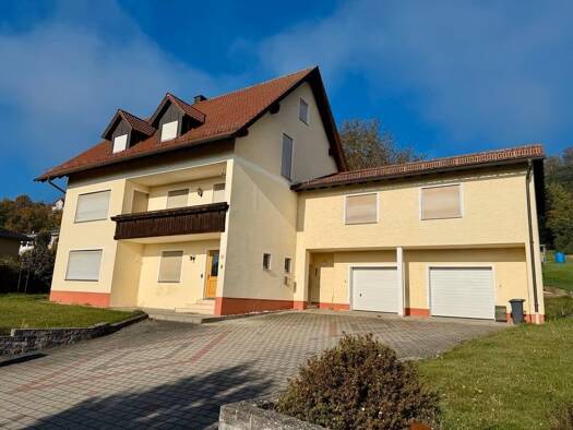 Mehrfamilienhaus zum Kauf 559.000 € 8 Zimmer 310 m² 1.014 m² Grundstück frei ab sofort Münchshofen Teublitz 93158
