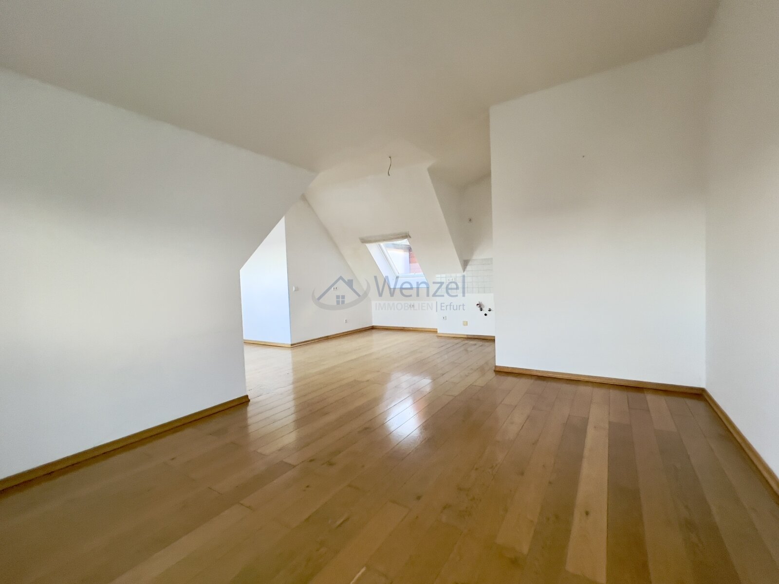 Wohnung zum Kauf 119.000 € 2 Zimmer 61,3 m²<br/>Wohnfläche 4.<br/>Geschoss ab sofort<br/>Verfügbarkeit Das kurze Feld 4 Frienstedt Erfurt 99092