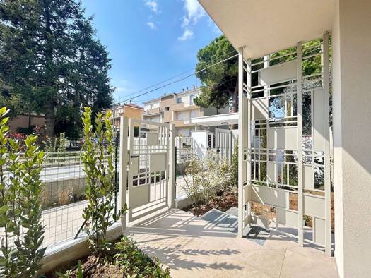 Wohnung zum Kauf 770.000 € 3 Zimmer 135 m² EG frei ab sofort Via Pasubio Desenzano del Garda
