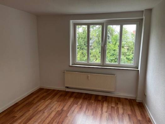 Wohnung zur Miete 325 € 2 Zimmer 54,9 m² Geschoss 2/4 frei ab sofort Lutherviertel Chemnitz 09126