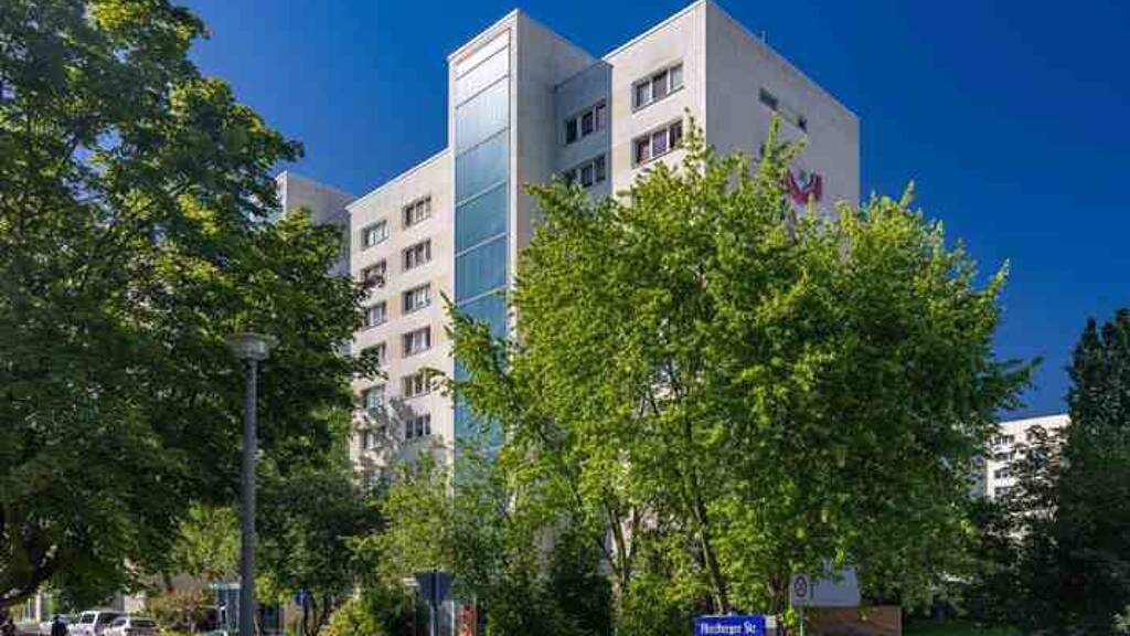 Wohnung zur Miete 445 € 2 Zimmer 50,7 m² 9. Geschoss frei ab 28.04.2026 Herzberger Str. 2 Prohlis-Nord Dresden 01239