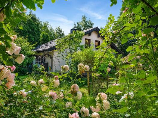 Einfamilienhaus zum Kauf 475.000 € 8 Zimmer 261 m² 2.132 m² Grundstück Haarbrücken Neustadt b.Coburg 96465