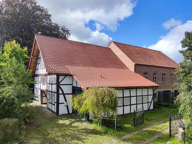 Haus zum Kauf provisionsfrei 479.000 € 8 Zimmer 316 m² 2.885 m² Grundstück Duingen 31089