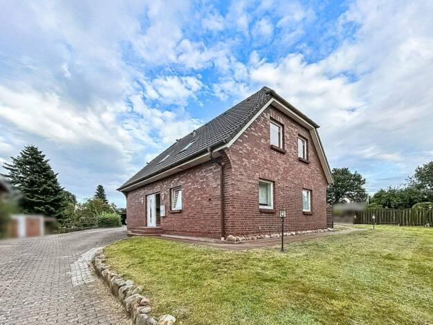 Mehrfamilienhaus zum Kauf 330.000 € 4,5 Zimmer 130 m² 579 m² Grundstück Wacken 25596