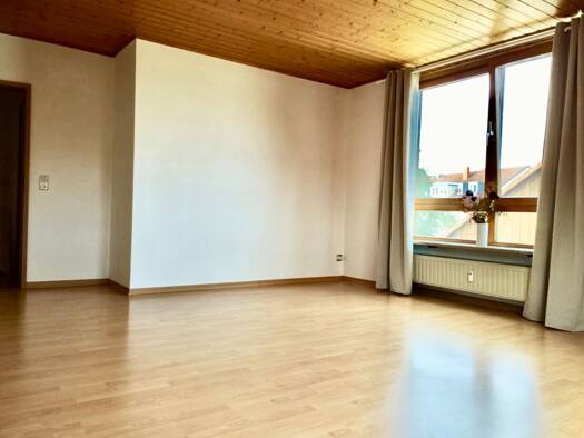 Wohnung zur Miete 520 € 2 Zimmer 40 m² Geschoss 2/3 frei ab 01.06.2026 Roter Hügel Bayreuth 95445