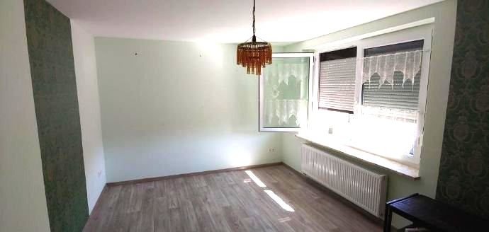 Reihenendhaus zum Kauf 144.000 € 4 Zimmer 90,3 m²<br/>Wohnfläche 190 m²<br/>Grundstück ab sofort<br/>Verfügbarkeit Bergmannsring 30 Regis-Breitingen Regis-Breitingen 04565