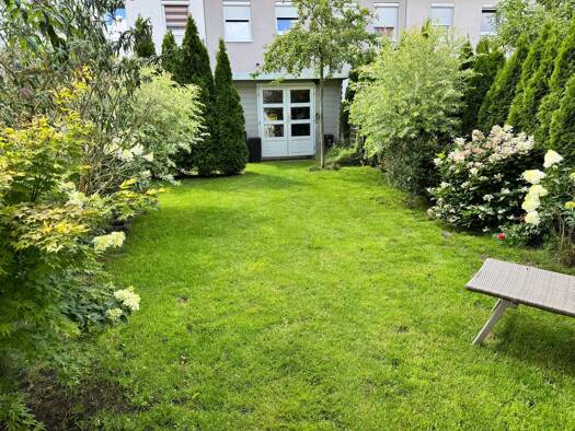 Reihenhaus zur Miete 1.780 € 5,5 Zimmer 145 m² 189 m² Grundstück frei ab 01.02.2026 Arsten Bremen 28279