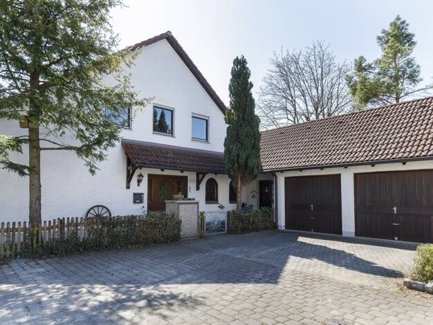 Einfamilienhaus zum Kauf 1.190.000 € 6,5 Zimmer 196 m² 680 m² Grundstück Neufahrn Neufahrn 85375