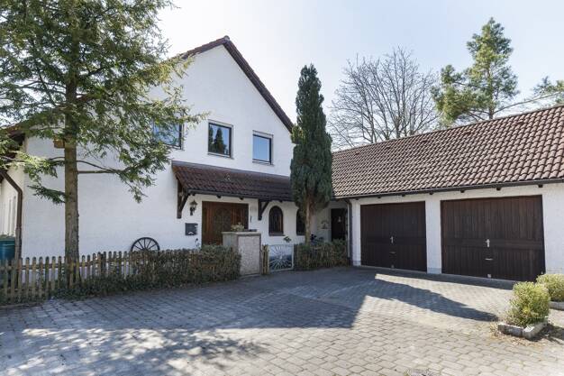 Einfamilienhaus zum Kauf 1.190.000 € 6,5 Zimmer 196 m² 680 m² Grundstück Neufahrn Neufahrn 85375