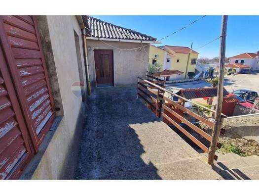 Haus zum Kauf 66.000 € 3 Zimmer 66 m² Povljana