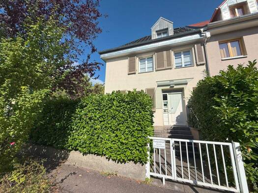 Doppelhaushälfte zur Miete 3.520 € 6 Zimmer 207 m² frei ab 01.04.2026 Waldsee Freiburg im Breisgau 79102