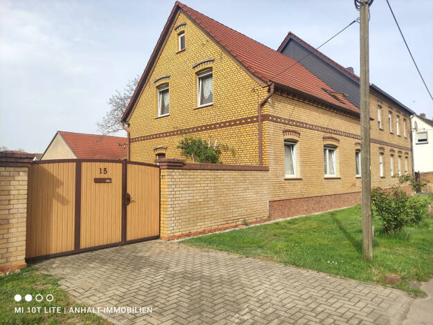 Doppelhaushälfte zum Kauf 115.000 € 6 Zimmer 155 m² 738 m² Grundstück Fleischergasse 15 Pouch Muldestausee OT Pouch 06774