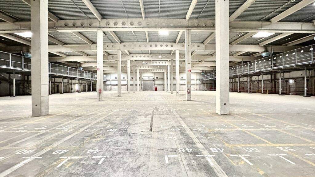 Lagerhalle zur Miete 6,95 € 6.327,9 m² Lagerfläche Wiener Neudorf 2351