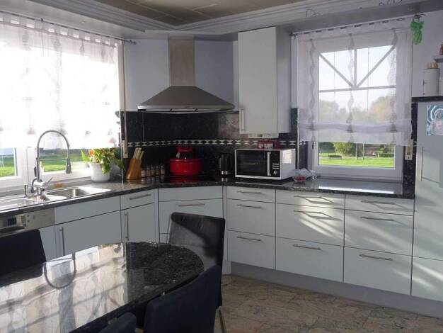 Einfamilienhaus zum Kauf 869.000 € 8 Zimmer 287 m² 727 m² Grundstück Sulzheim 55286