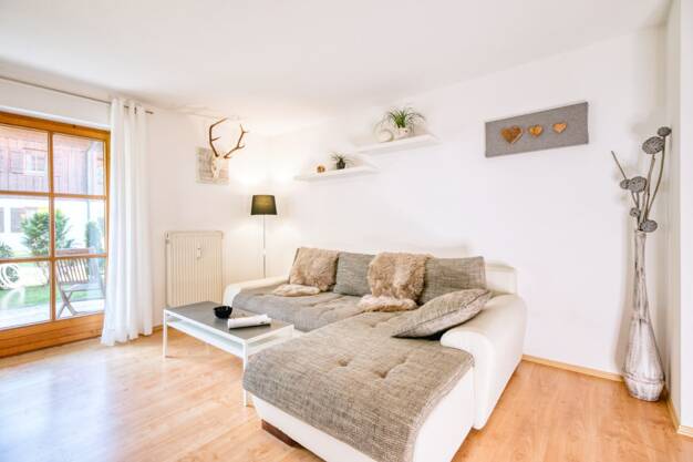 Wohnung zur Miete 920 € 2 Zimmer 66 m² EG frei ab sofort Groißenbach Reit im Winkl 83242