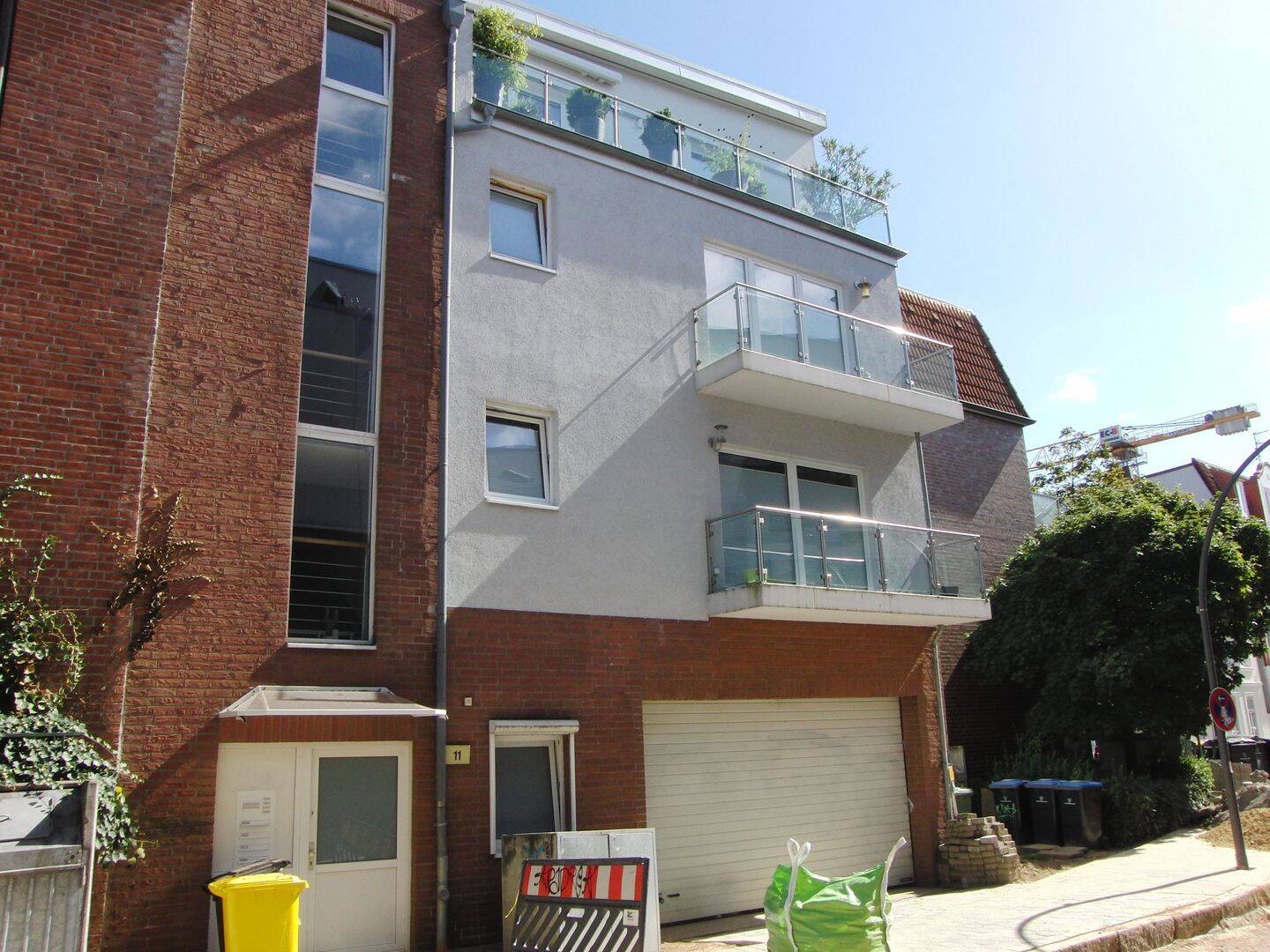 Property thumbnail 2