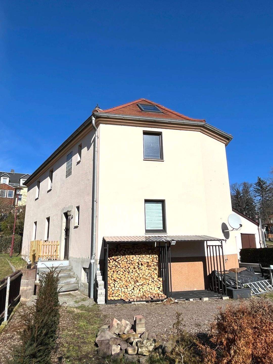 Immobilie in Freital - neuer Preis ! Einfamilienhaus mit Einliegerwohnung in Freital-Döhlen - Bild 1