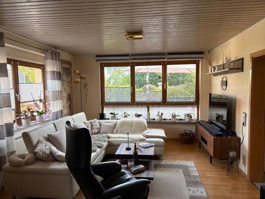 Wohnung zur Miete 760 € 4 Zimmer 100 m² Geschoss EG/2 frei ab sofort Mellnau Wetter 35083