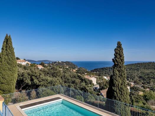 Einfamilienhaus zum Kauf 1.100.000 € 5 Zimmer 137 m² 960 m² Grundstück Sud Cavalaire-sur-Mer 83240