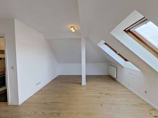 Wohnung zur Miete 219 € 1 Zimmer 24,3 m² 4. Geschoss frei ab 16.10.2026 Poisentalstraße 25 Freital Freital 01705