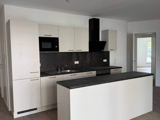 Wohnung zur Miete 1.300 € 3 Zimmer 100 m² EG Burghausen Burghausen 84489