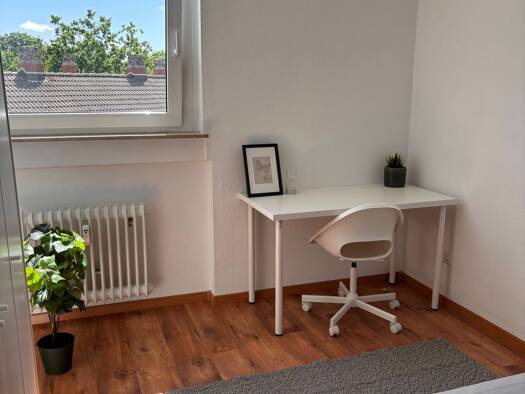 Wohnung zur Miete 545 € 1 Zimmer 43 m² 5. Geschoss frei ab sofort Zehnmorgenstraße 48 Eschersheim Mitte-Nord 60433