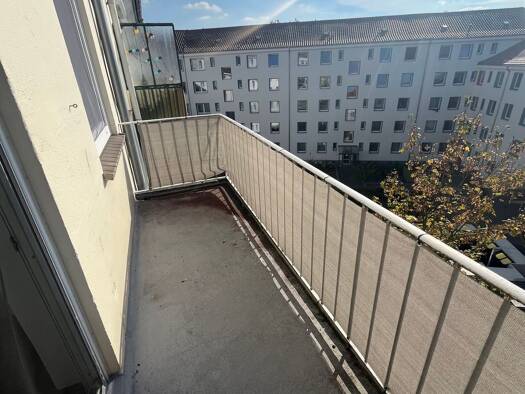 WG-Zimmer zur Miete 760 € 21 m² Geschoss 4/5 frei ab sofort Regensburger Straße West 28215