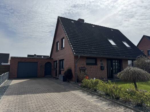 Einfamilienhaus zum Kauf 319.000 € 4 Zimmer 124,7 m² 610 m² Grundstück Friedrichskoog 25718