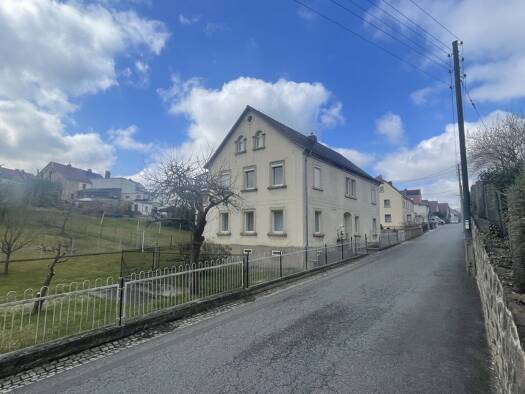 Mehrfamilienhaus zum Kauf 139.000 € 11 Zimmer 269 m² 970 m² Grundstück Oberlichtenau Pulsnitz 01896