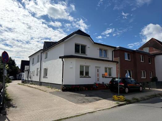 Mehrfamilienhaus zum Kauf als Kapitalanlage geeignet 675.000 € 10 Zimmer 265 m² 300 m² Grundstück Henstedt-Ulzburg 24558