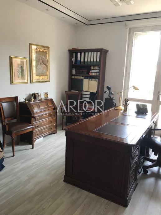 Wohnung zur Miete 800 € 3 Zimmer 75 m²<br/>Wohnfläche 4.<br/>Geschoss Rijeka 51000