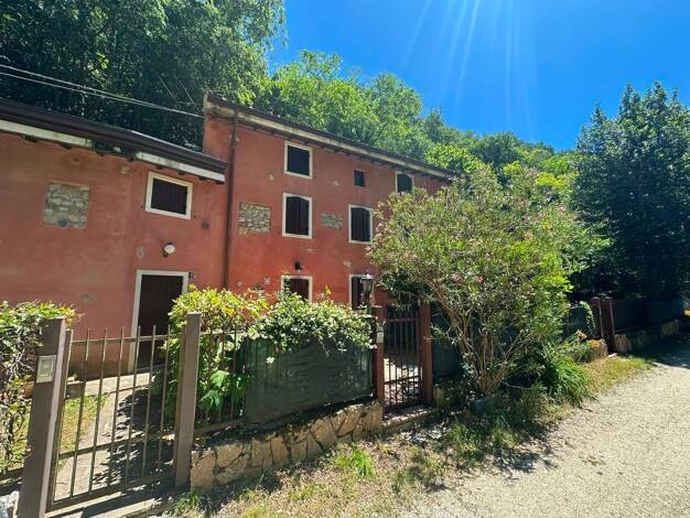Rustico zum Kauf 164.000 € 3 Zimmer 70 m² Costermano sul Garda 37010