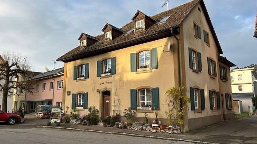 Haus zum Kauf provisionsfrei 445.000 € 9 Zimmer 324 m² 312 m² Grundstück Hausen im Wiesental 79688