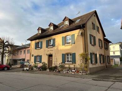 Haus zum Kauf provisionsfrei 445.000 € 9 Zimmer 324 m² 312 m² Grundstück Hausen im Wiesental 79688