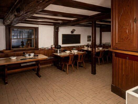 Einfamilienhaus zum Kauf 157.000 € 7 Zimmer 75 m² 651 m² Grundstück Saal Windeck 51570