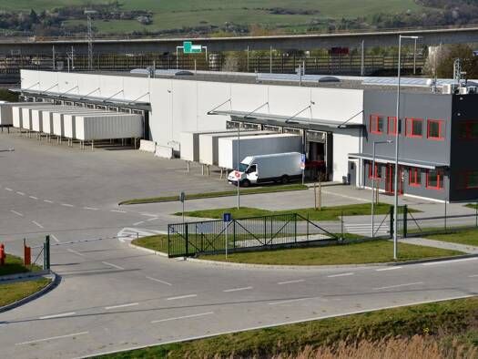 Lagerhalle zur Miete 10.600 m² Lagerfläche teilbar ab 5.100 m² Amberg Amberg 92224